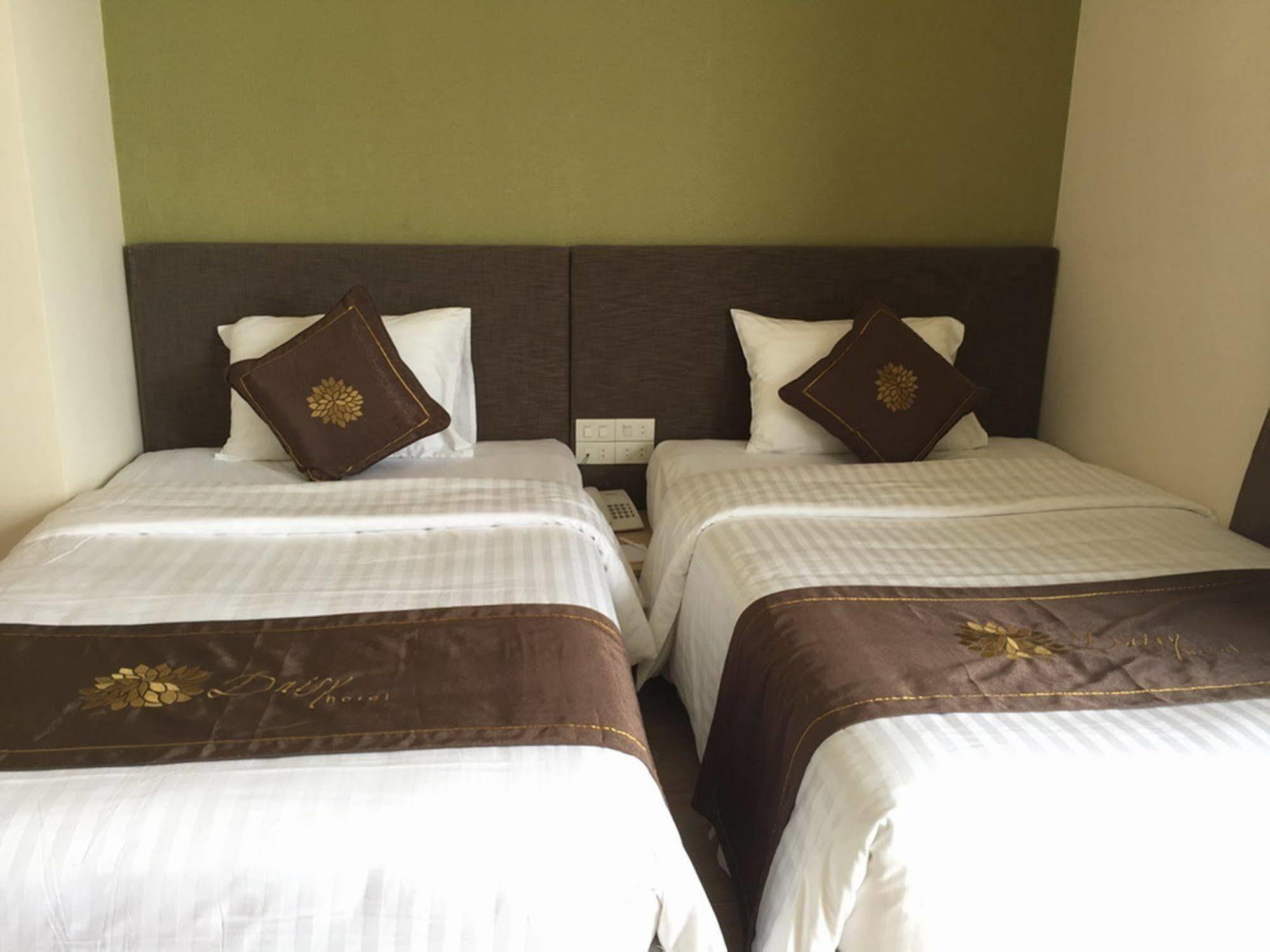 Daisy Hotel Nha Trang Dış mekan fotoğraf