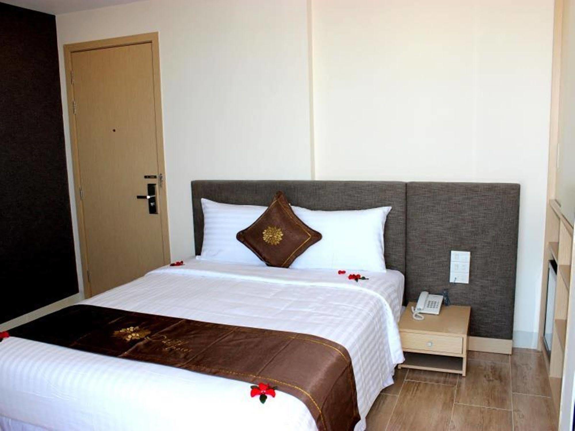 Daisy Hotel Nha Trang Dış mekan fotoğraf